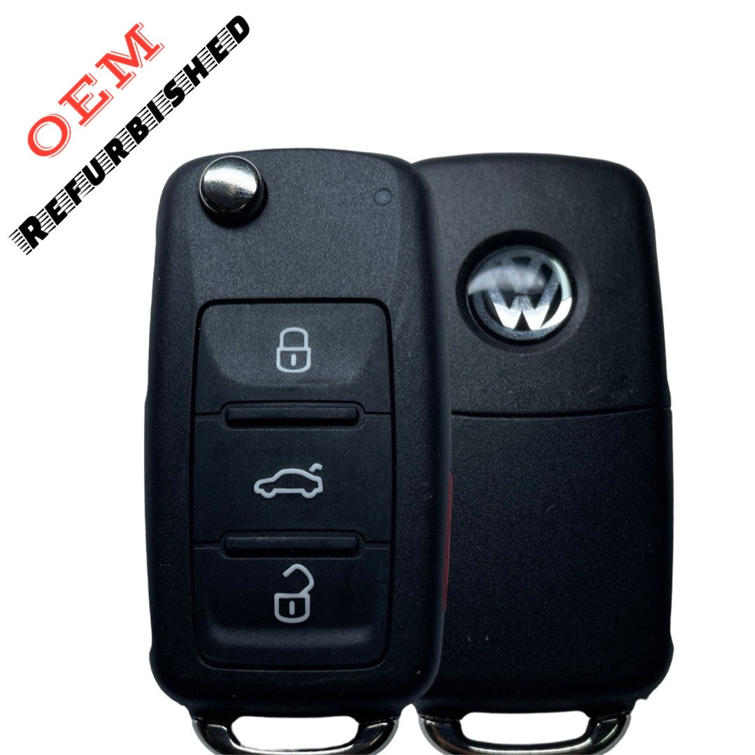2010-2016 Volkswagen / 4-Button Flip Key / PN: 5K0837202AK / NBG010206T / HU66 / PROX/ 315 MHz (OEM REFURBISHED)