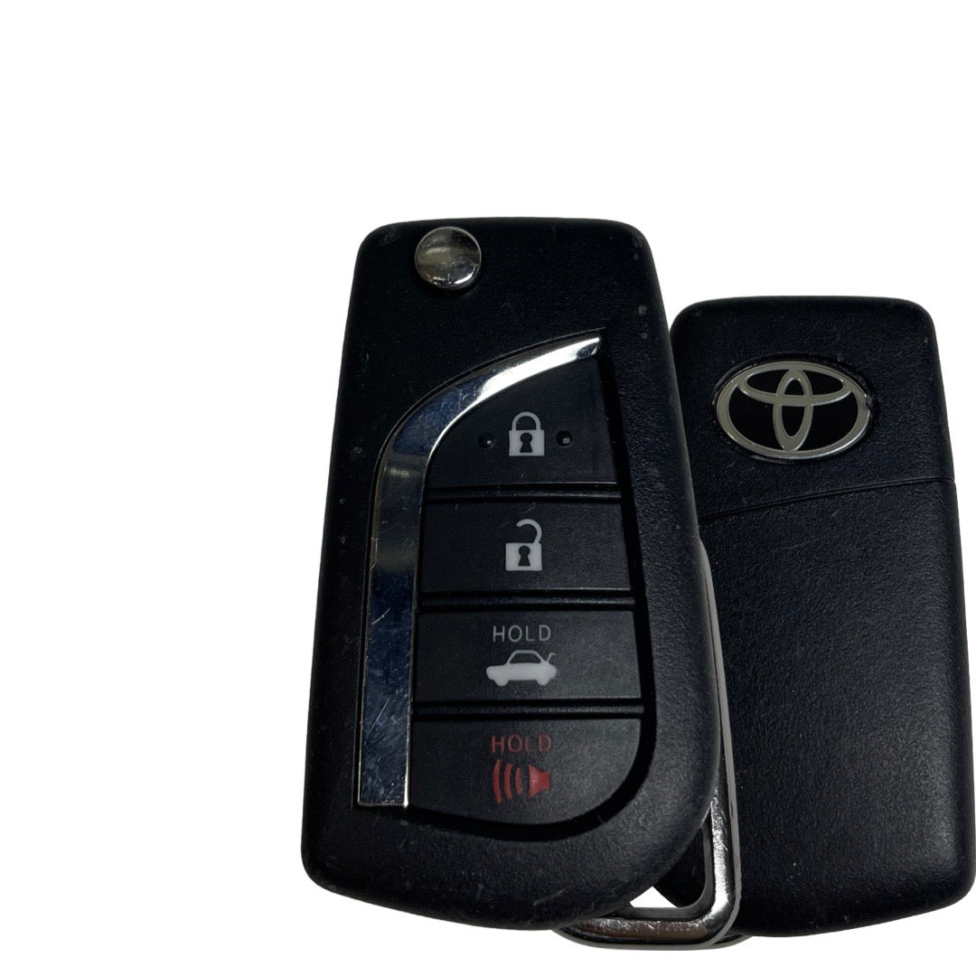 2018-2024 Toyota Camry / 4-Button Flip Key / PN: 89070-06790 / HYQ12BFB / H Chip (OEM Refurb)