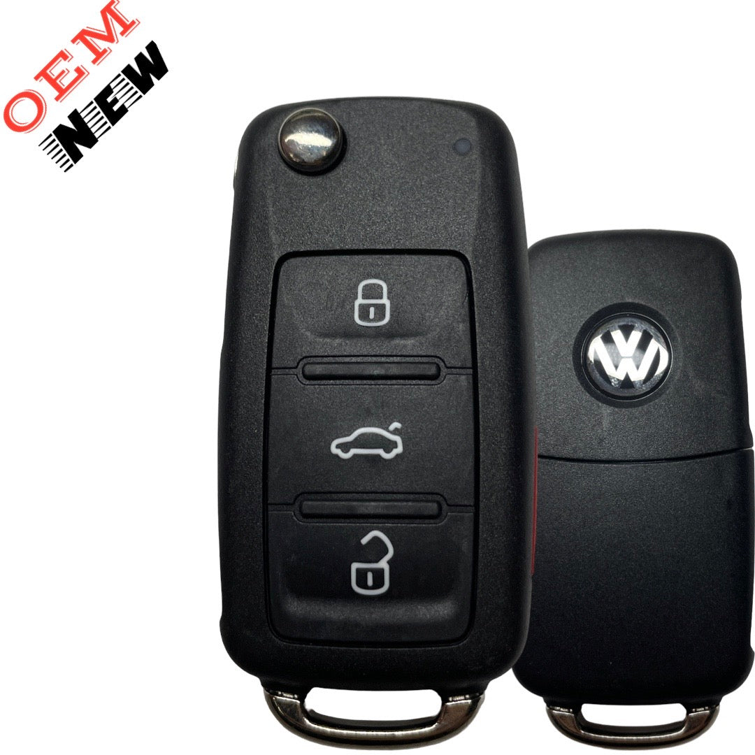 2011-2016 Volkswagen / 4-Button Flip Key / PN: 5K0837202AK / NBG010180T / 315 Mhz (OEM NEW)