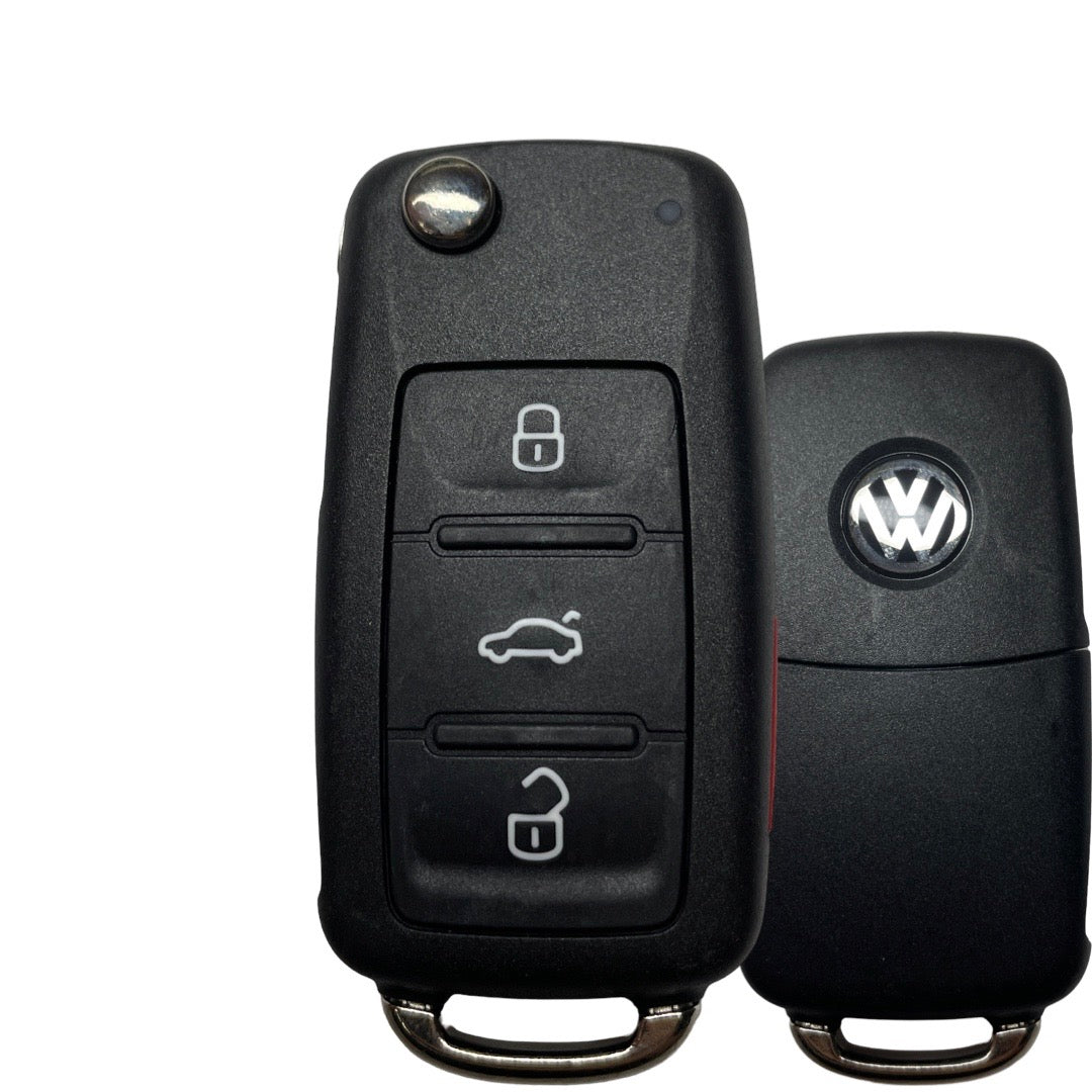 2011-2016 Volkswagen / 4-Button Flip Key / PN: 5K0837202AK / NBG010180T / 315 Mhz (OEM NEW)