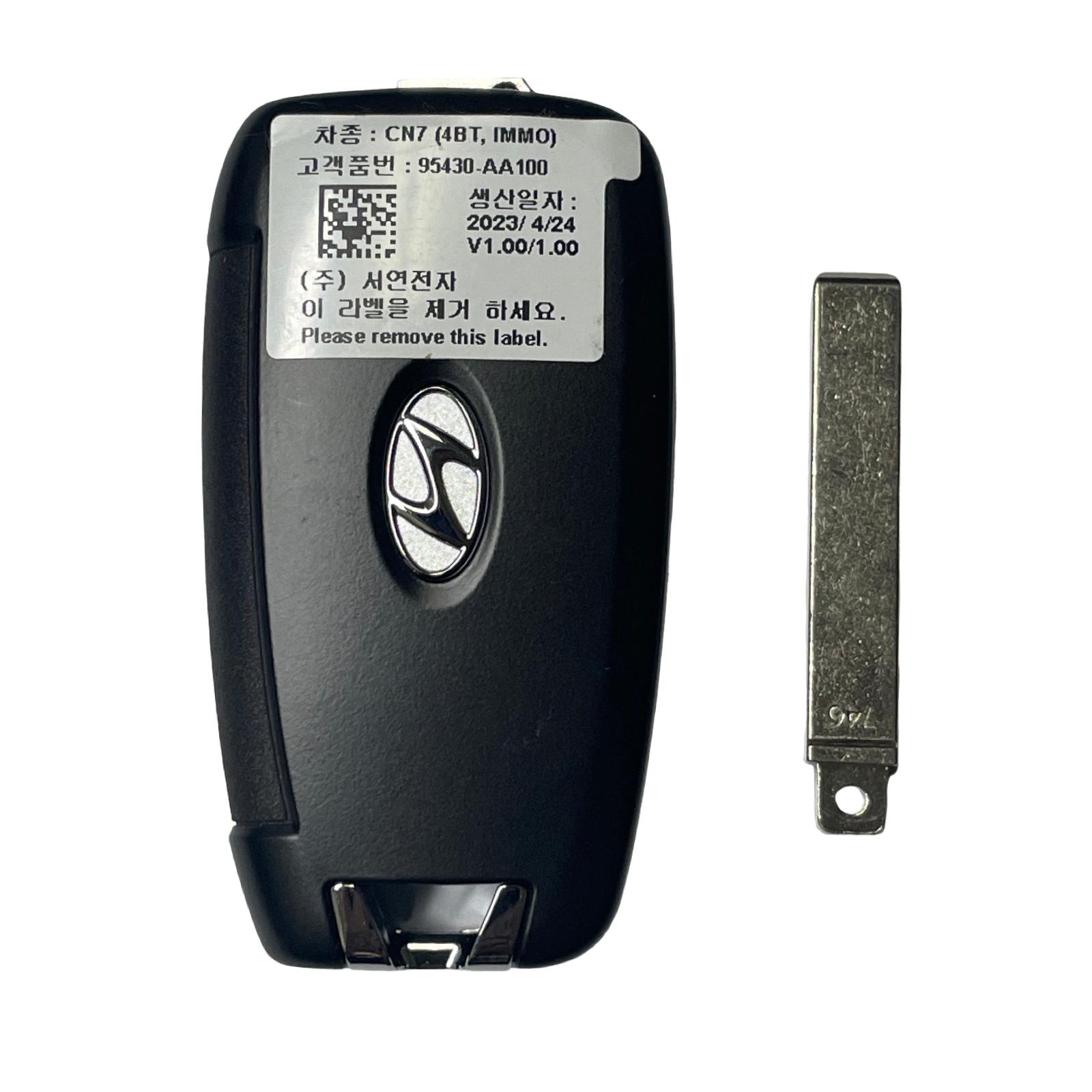 2021-2023 Hyundai Elantra / 4-Button Remote Flip Key / PN: 95430-AA100 / NYOMBEC4TX2004 (Canadian Version)(OEM NEW)